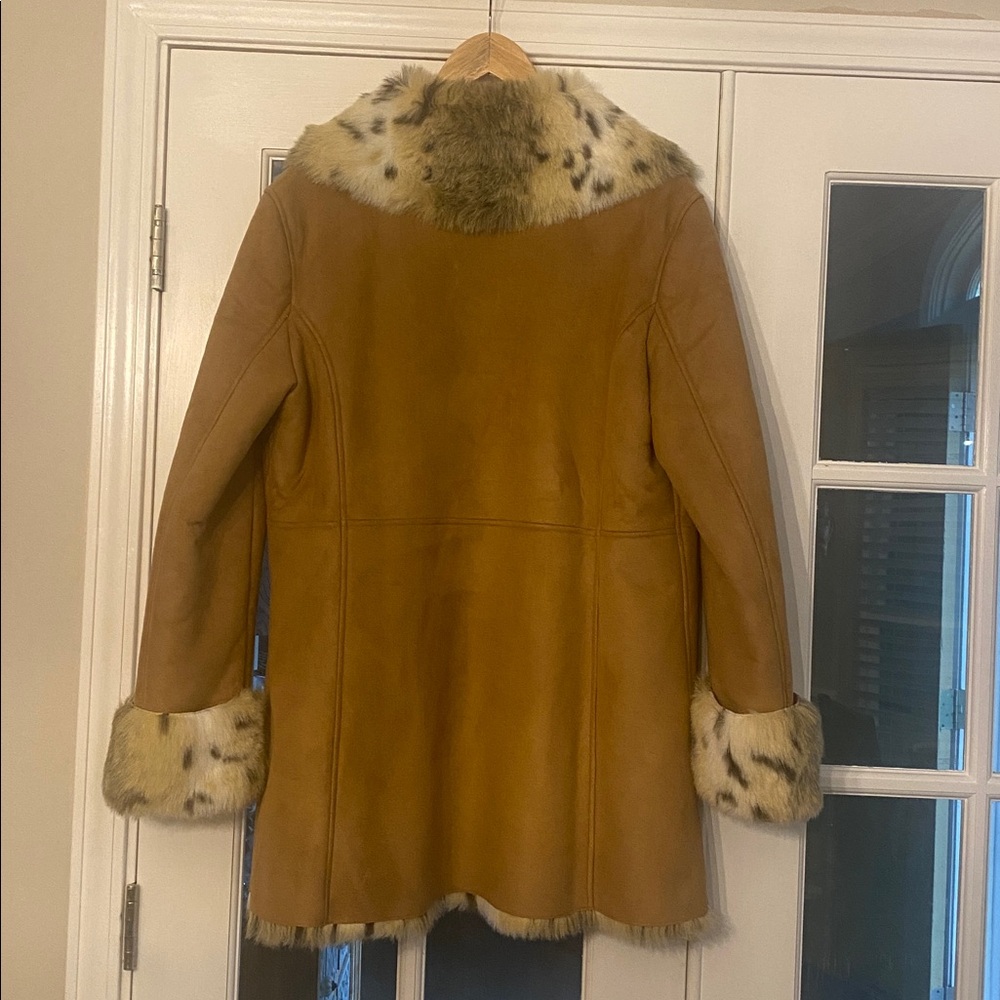 Coat with Spotted Fur Trim - Tan Brown - Picture 6 of 7